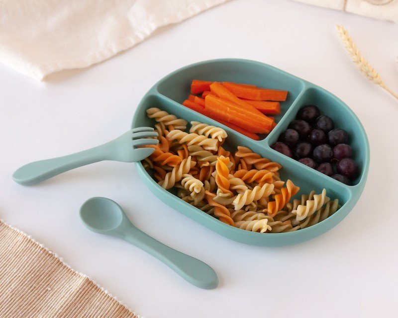 bandeja de alimentos saludables para bebes