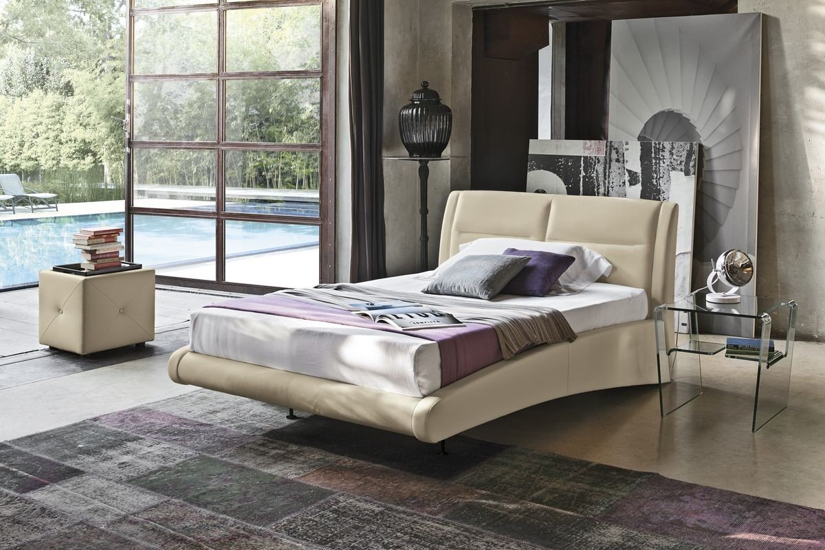 cama plaza y media moderna y acogedora