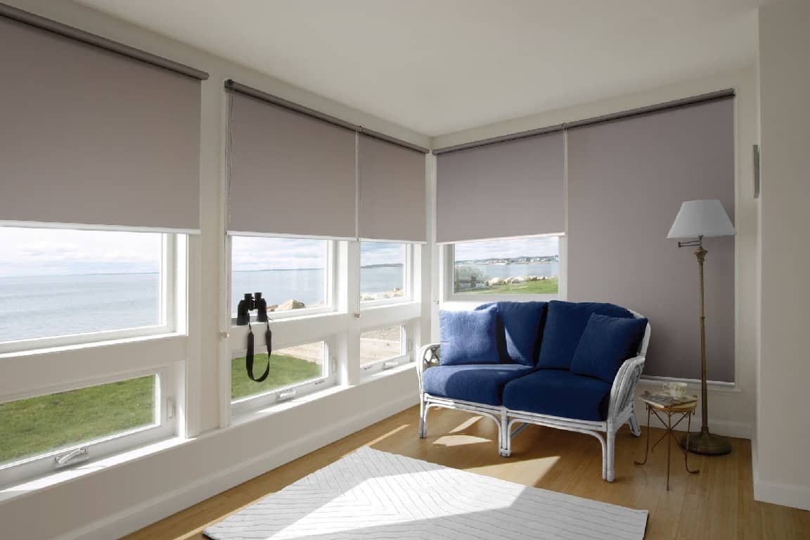 cortinas roller en ambientes luminosos y oscuros