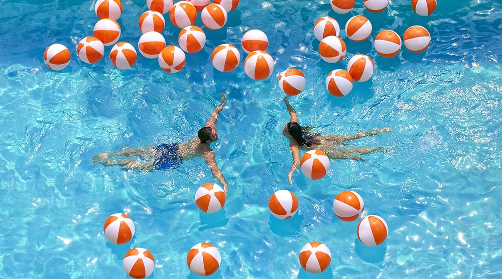 decantador de piscina en accion