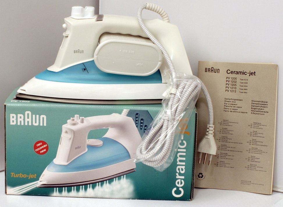 diversas planchas a vapor en