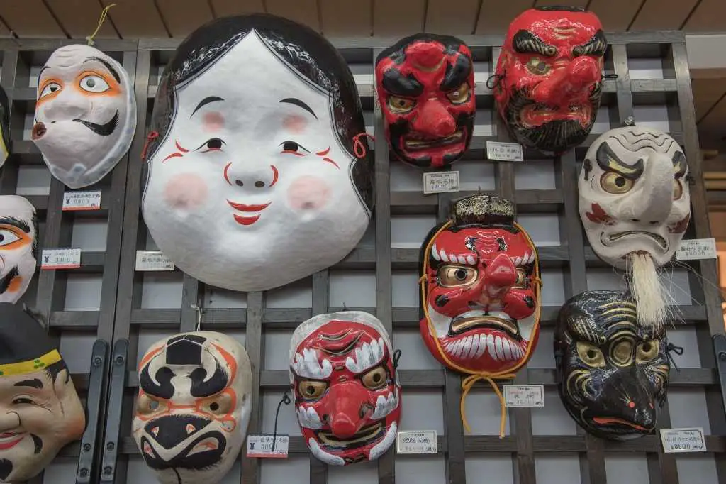 mascaras de angeles y demonios artisticos