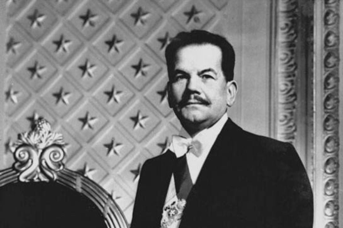 retrato de pedro aguirre cerda en accion