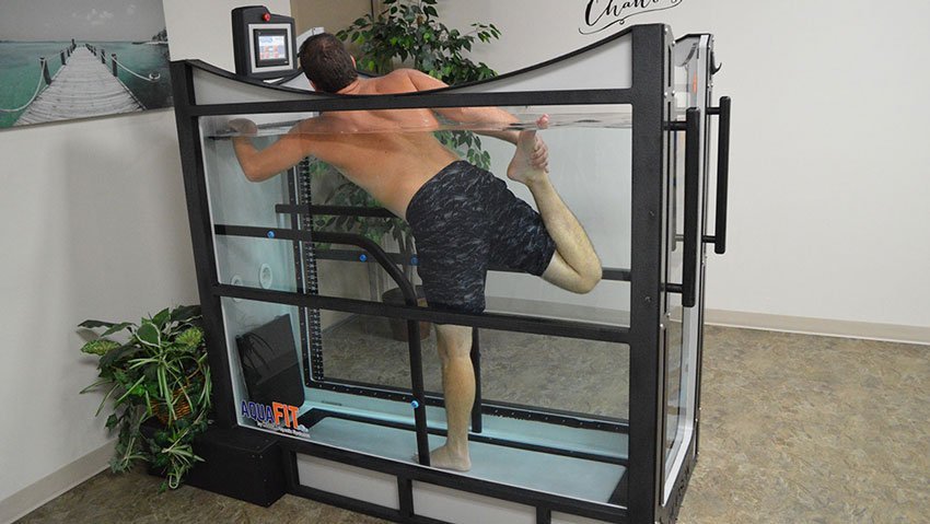 trotadora en un entorno de entrenamiento moderno